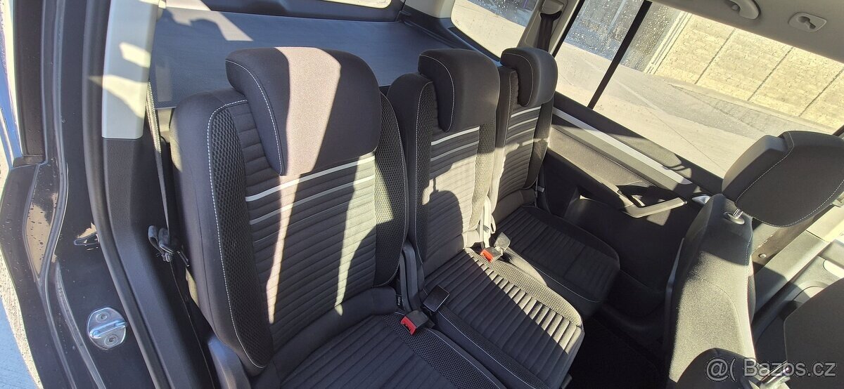 Touran 2.0 Tdi top stav - 10
