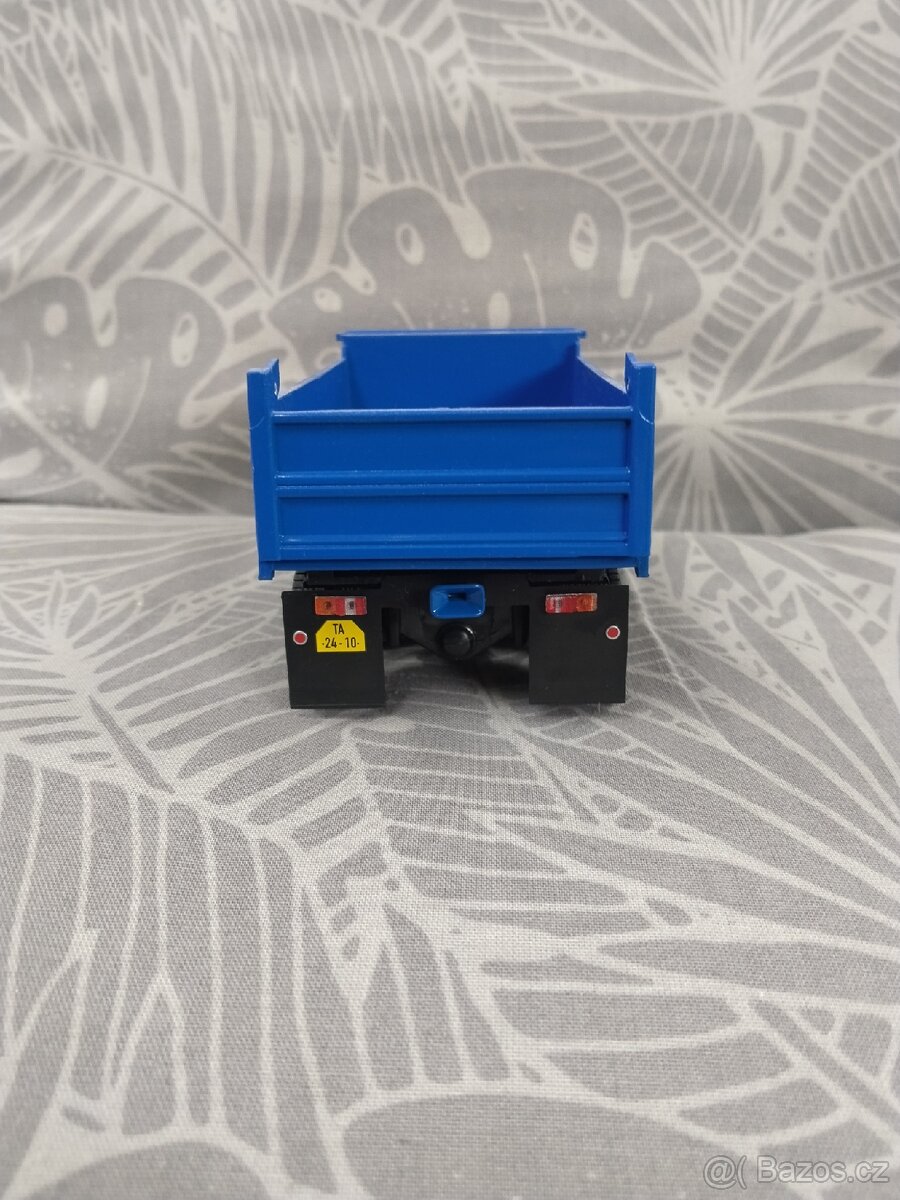 Tatra 1:43 - 10