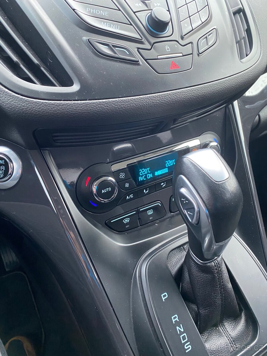 FORD Kuga 1,5 134 kW 4x4 ST packet - 10