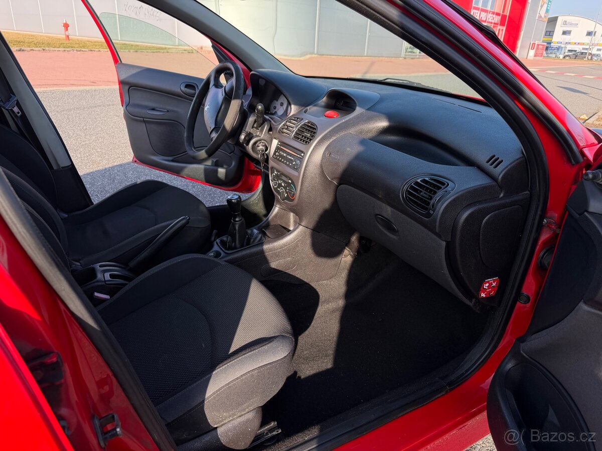 Peugeot 206 1.4i A/C 2009 - 10