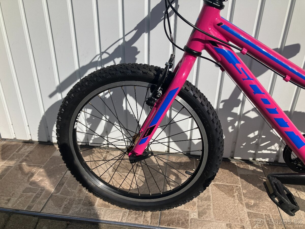 DĚTSKÉ KOLO 20 - 10