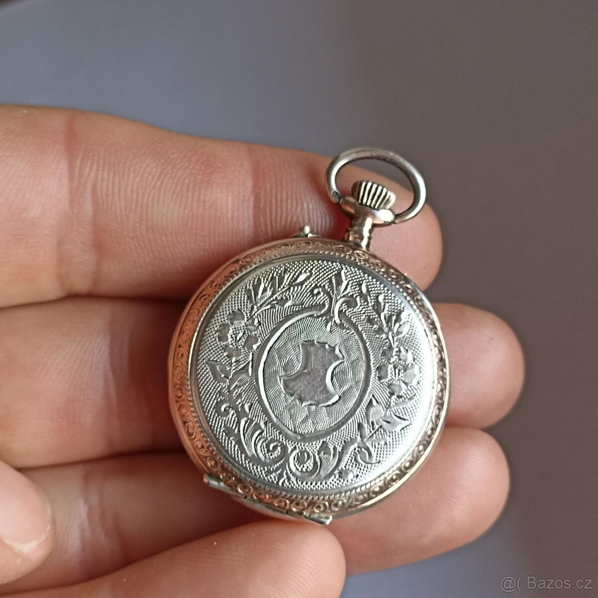 Starožitné celostříbrné pěkně zdobené kapesní jeptišky - 10