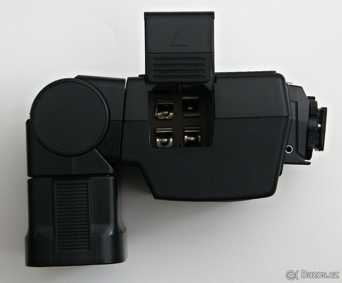 Blesk Topca 330 CTX, stativ VELBON CX 460mini, kovový stativ - 10