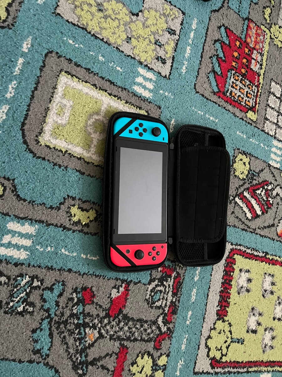 Prodám Nintendo - 10