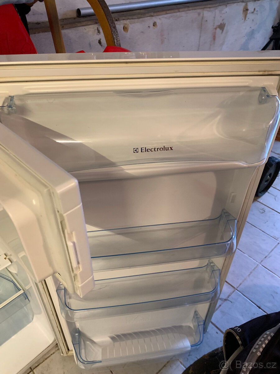 Sporák Mora, Lednice Electrolux - 10