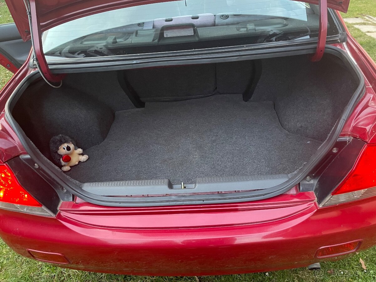 Mitsubishi Lancer 1.6 16V - 10