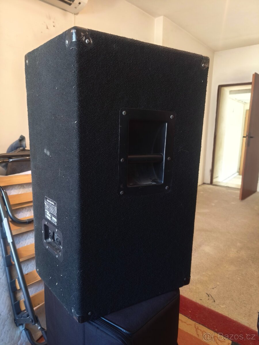 Yamaha S115v - 10