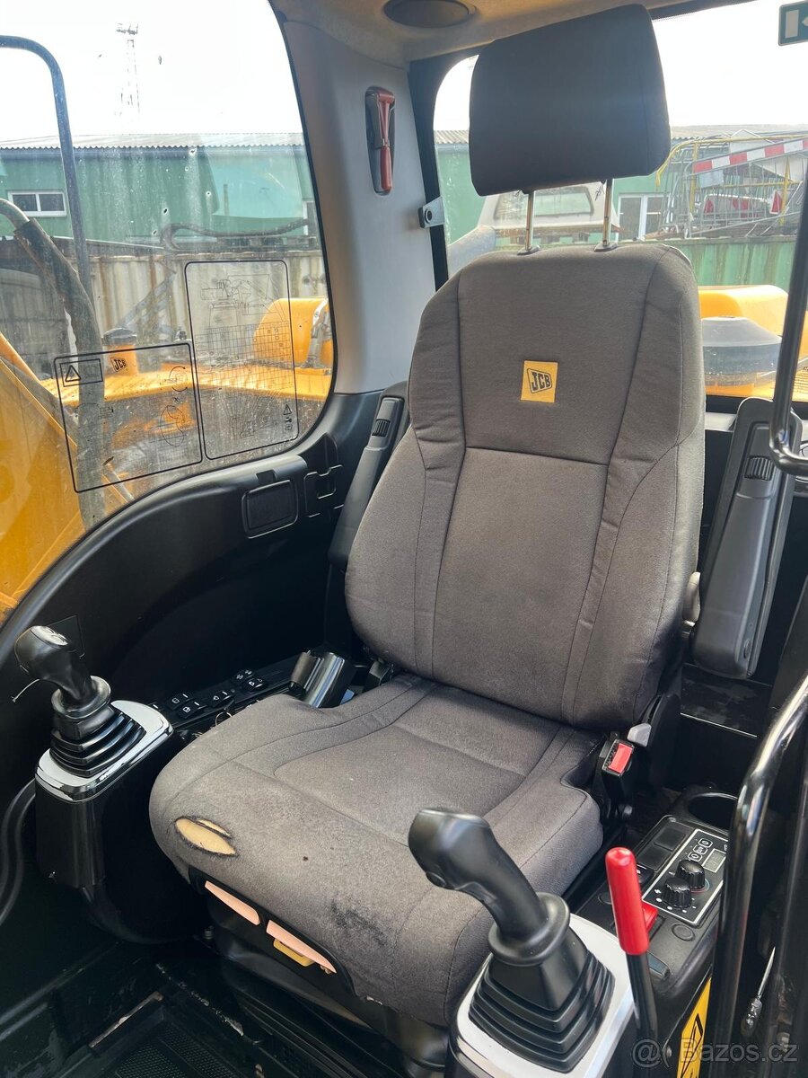 JCB JS 160LC - 10
