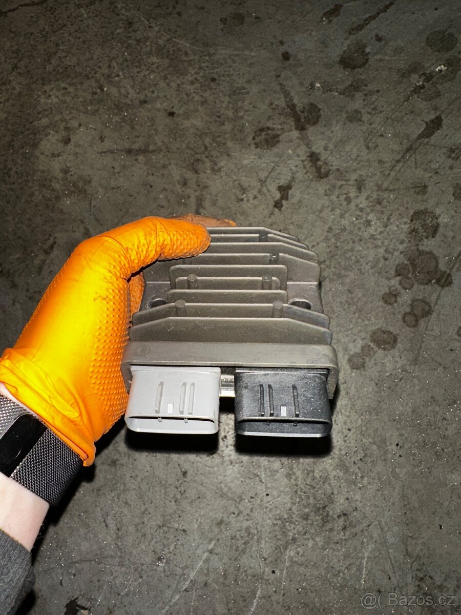 Náhradní díly Kawasaki zzr 1400 ZXT40H 2018 - 10