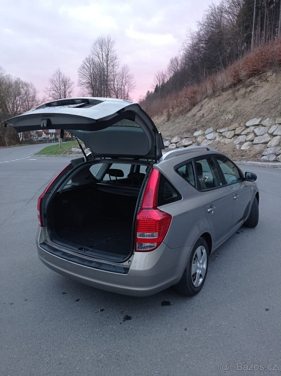 Ceed - Kia Cee´d, 1.6 CRDi - 10