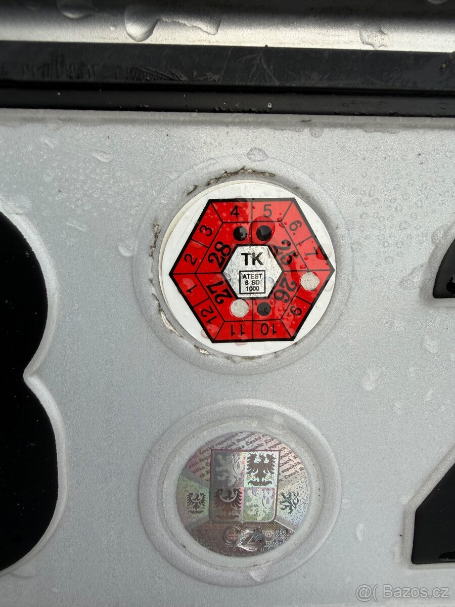 New beetle 1.9 tdi 66kw nezrezlý - 10