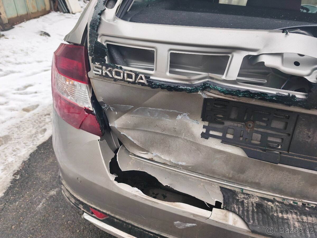 Škoda Rapid 1.2 81kw, 01/2016, 112 000km - 10