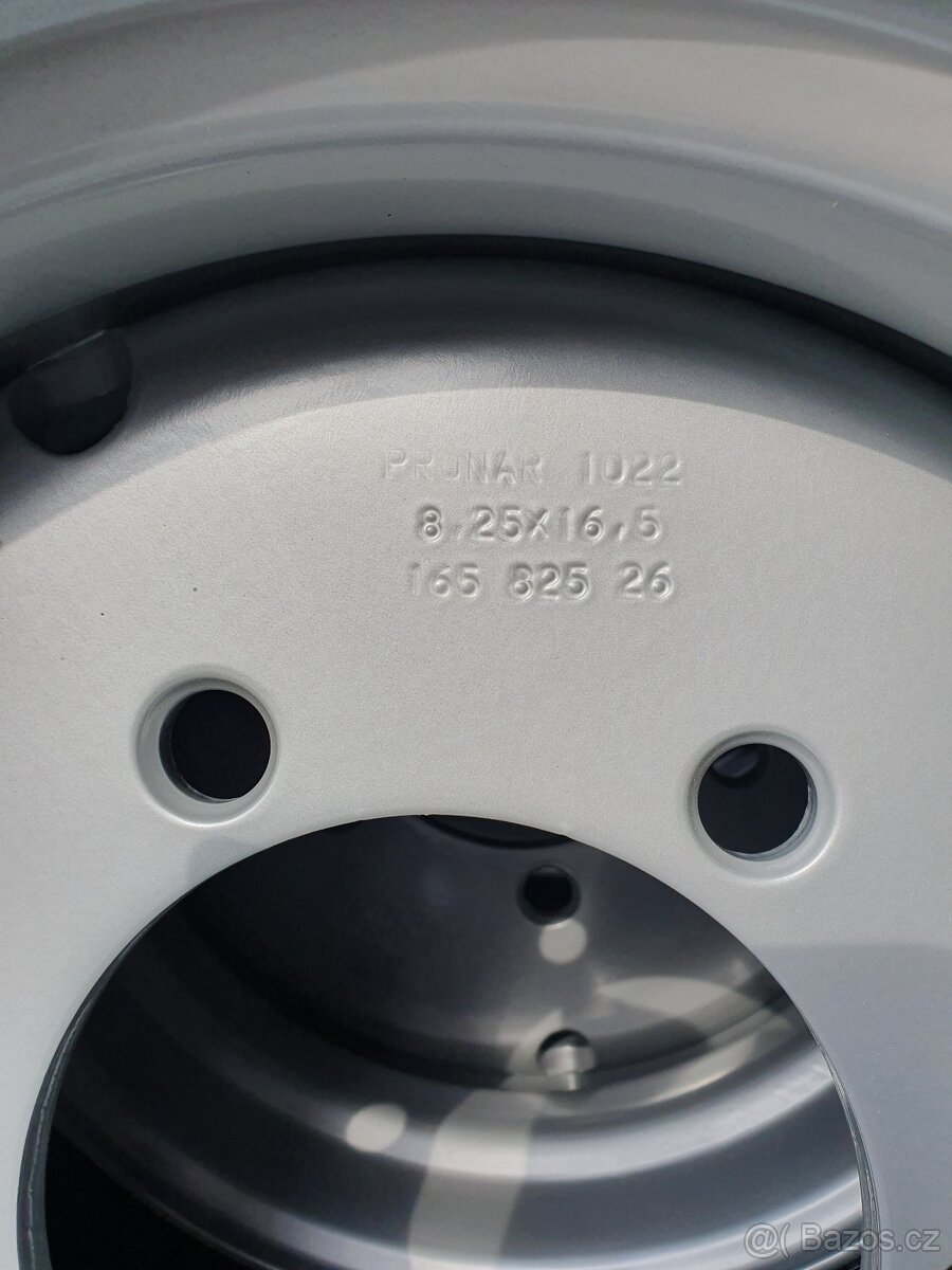 Kola UNC - Locust - 10