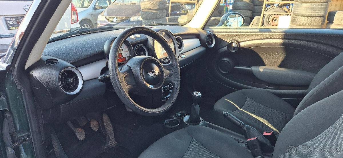 Mini One, 1.6 i KLIMA,SERVISKA,1 MAJITEL - 10