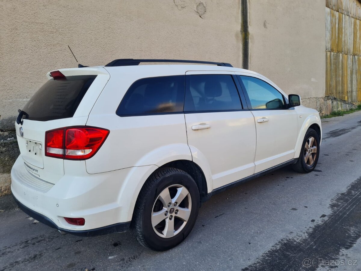 Fiat Freemont 2.0d 125kw na ND - 10