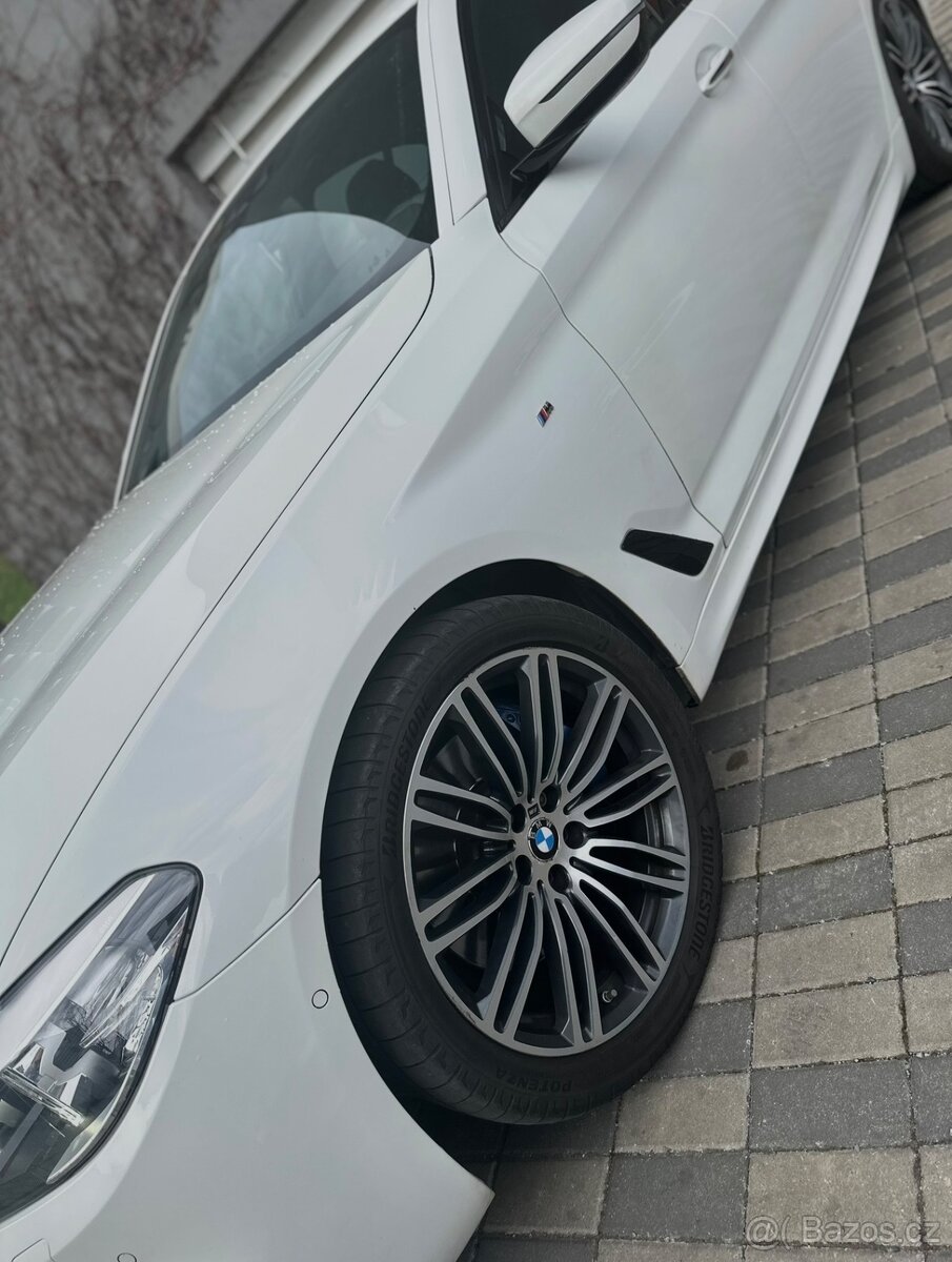BMW 530d xDrive M Paket - 10