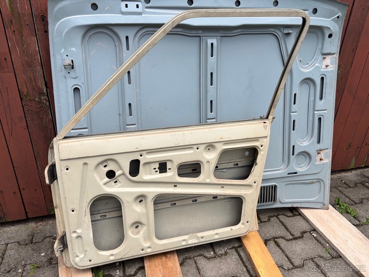 Díly karoserie Škoda 120 - 10