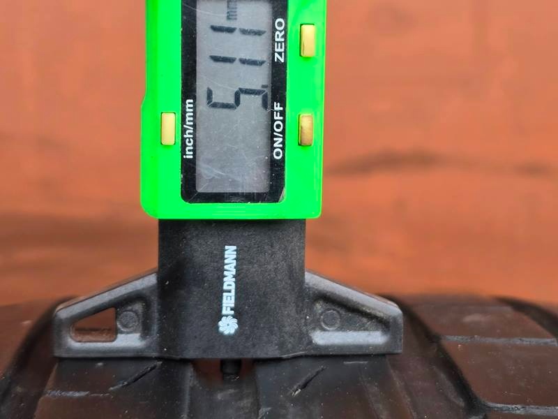 Letní Pirelli 215/55/17 - 10