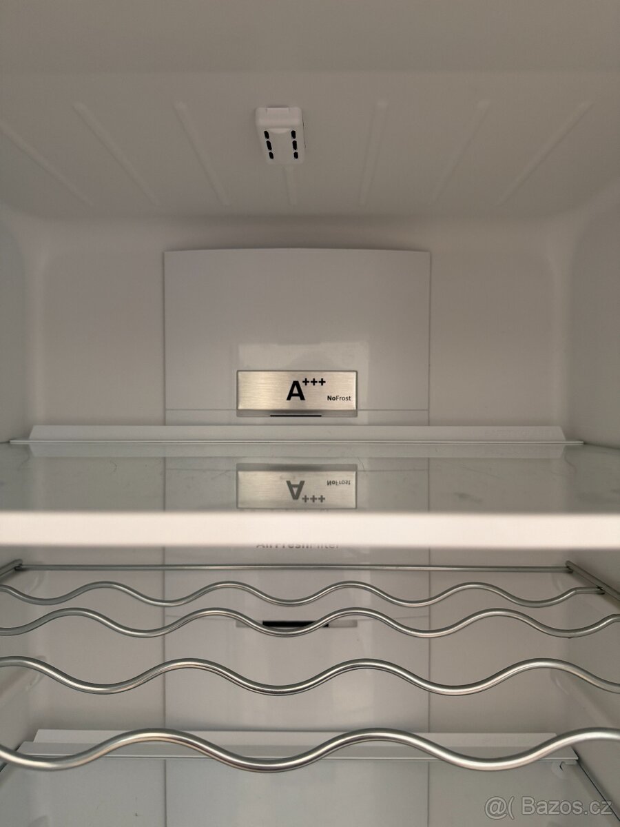 Chladnička s mrazničkou Bosch KGN39VL45 Inoxlook - 10