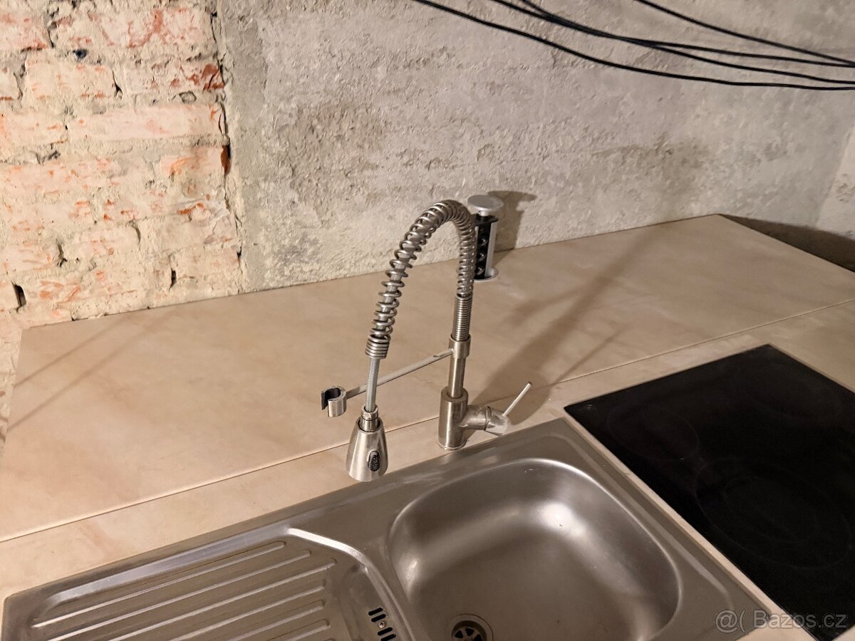 Kuchyňská linka se spotřebiči BEKO - 10