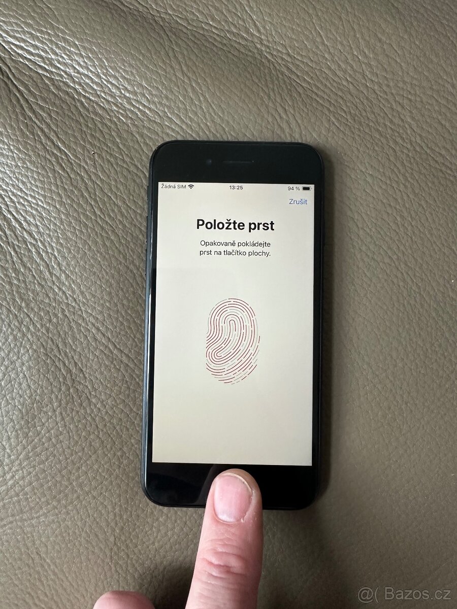 iPhone SE 64GB 2020 - 10