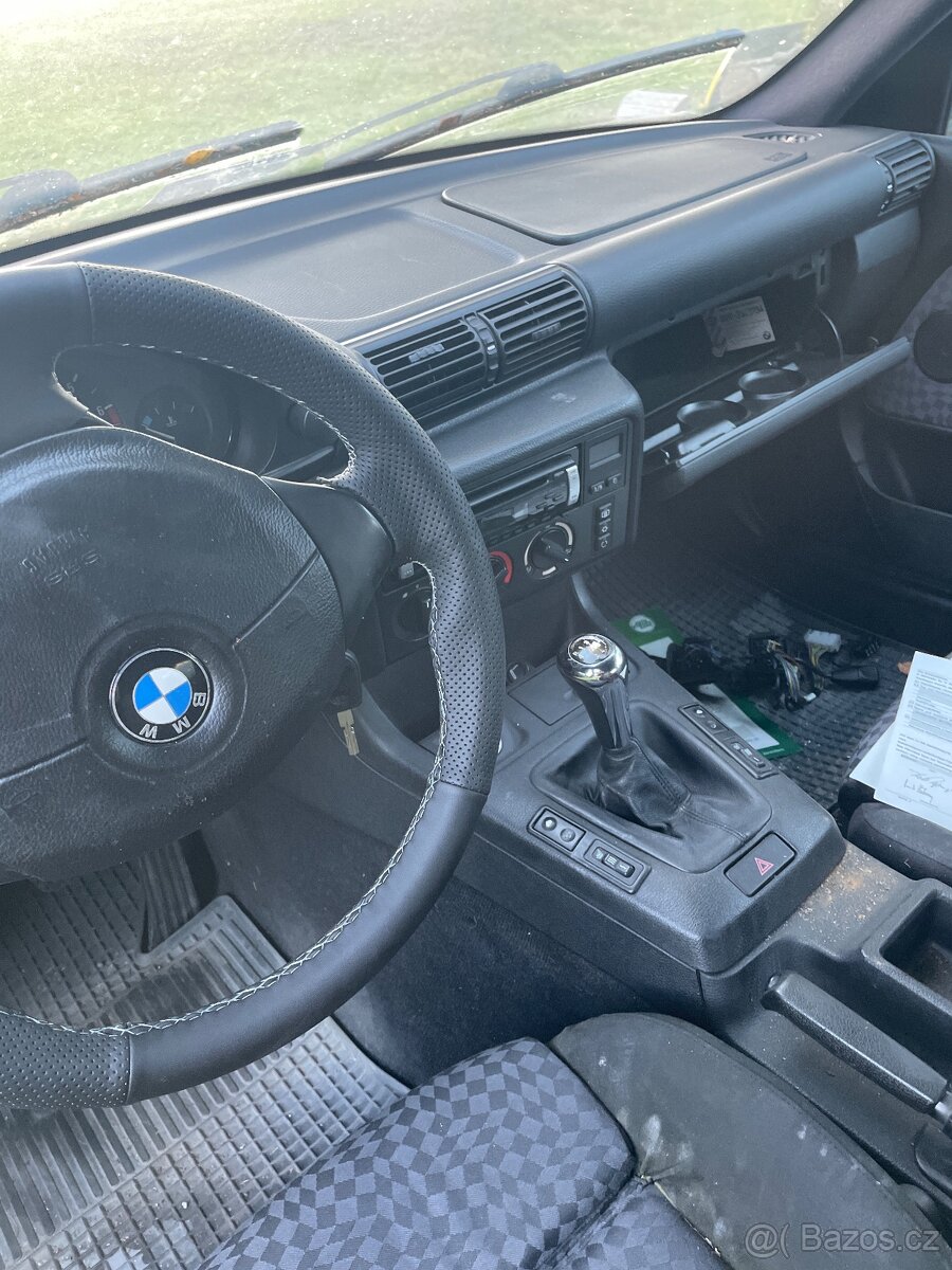 BMW e36 compact na díly - 10