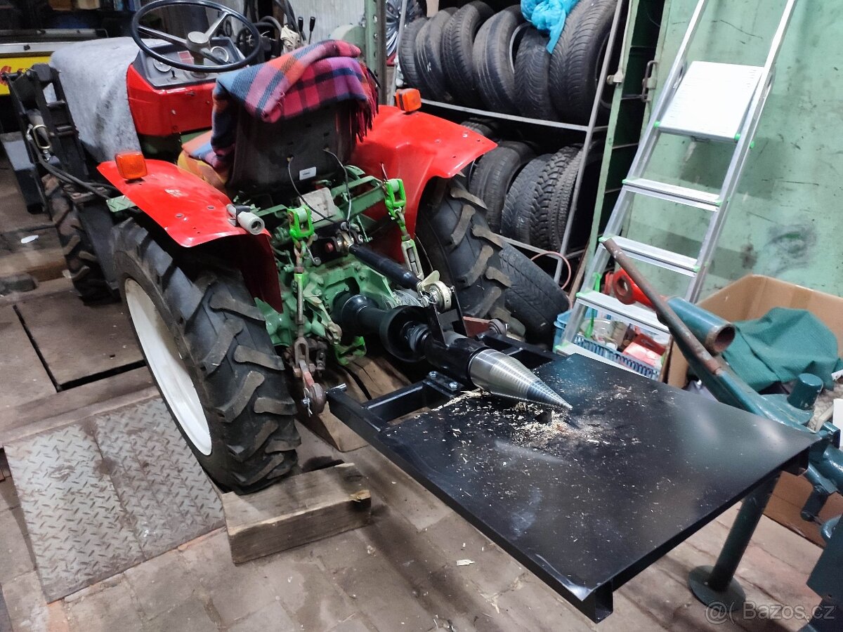 Traktůrek 4x4 s Nakladacem + vlek sklapeci - 10