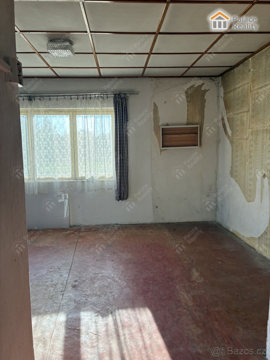 Prodej rekerační chatky se zahradou 599 m2 - 10