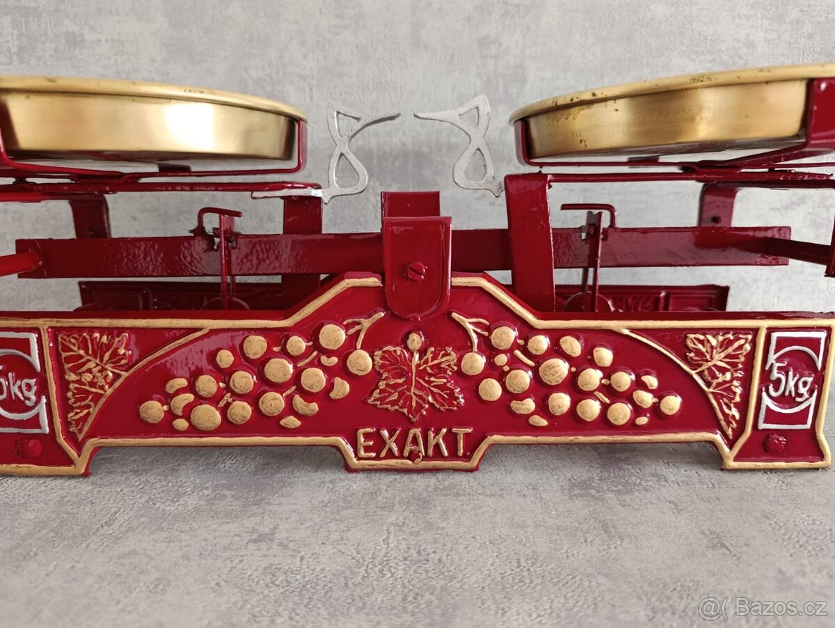Staré 5kg dvoumiskové váhy EXAKT po renovaci. Puvodni misky - 10