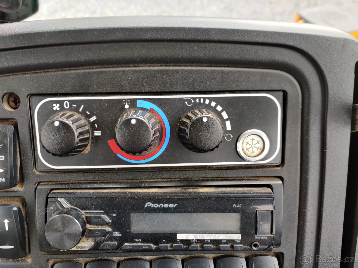 Traktorbagr JCB 4CX ECO - 10