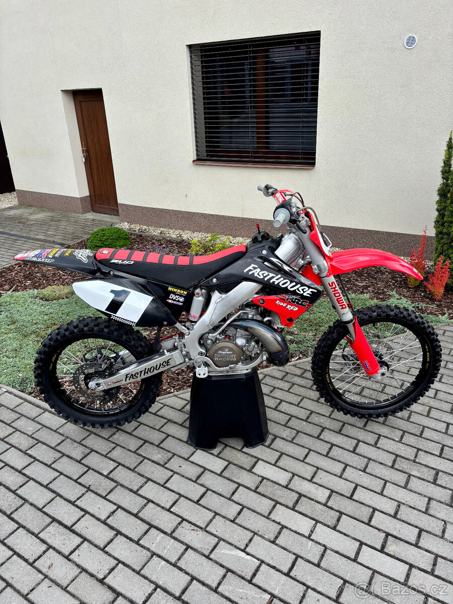 HONDA CR 250 - 10