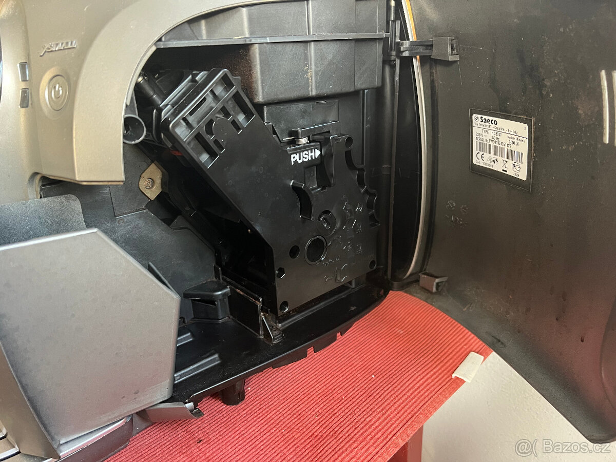 Automatický kávovar Saeco Xsmall HD 8743 - 10