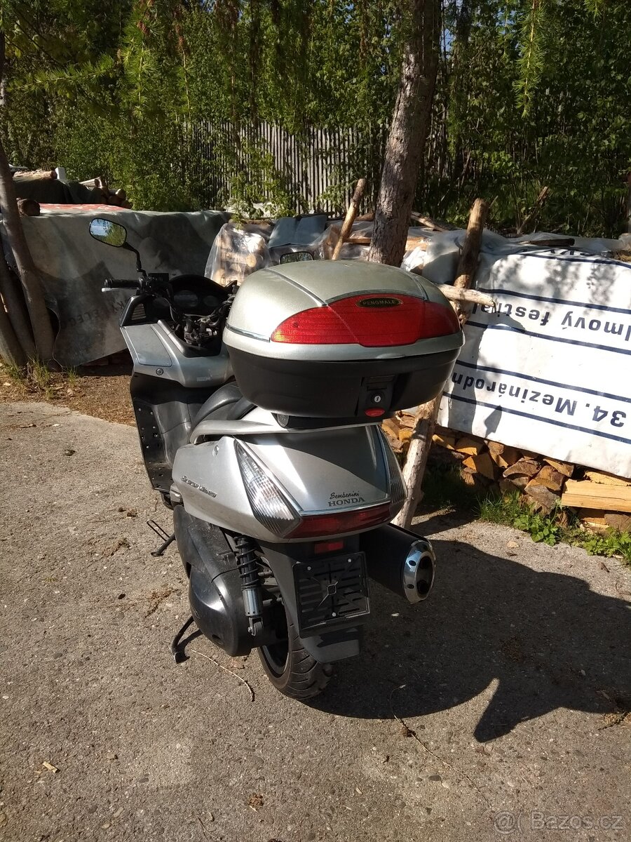 HONDA SILVER WING 600 - 10