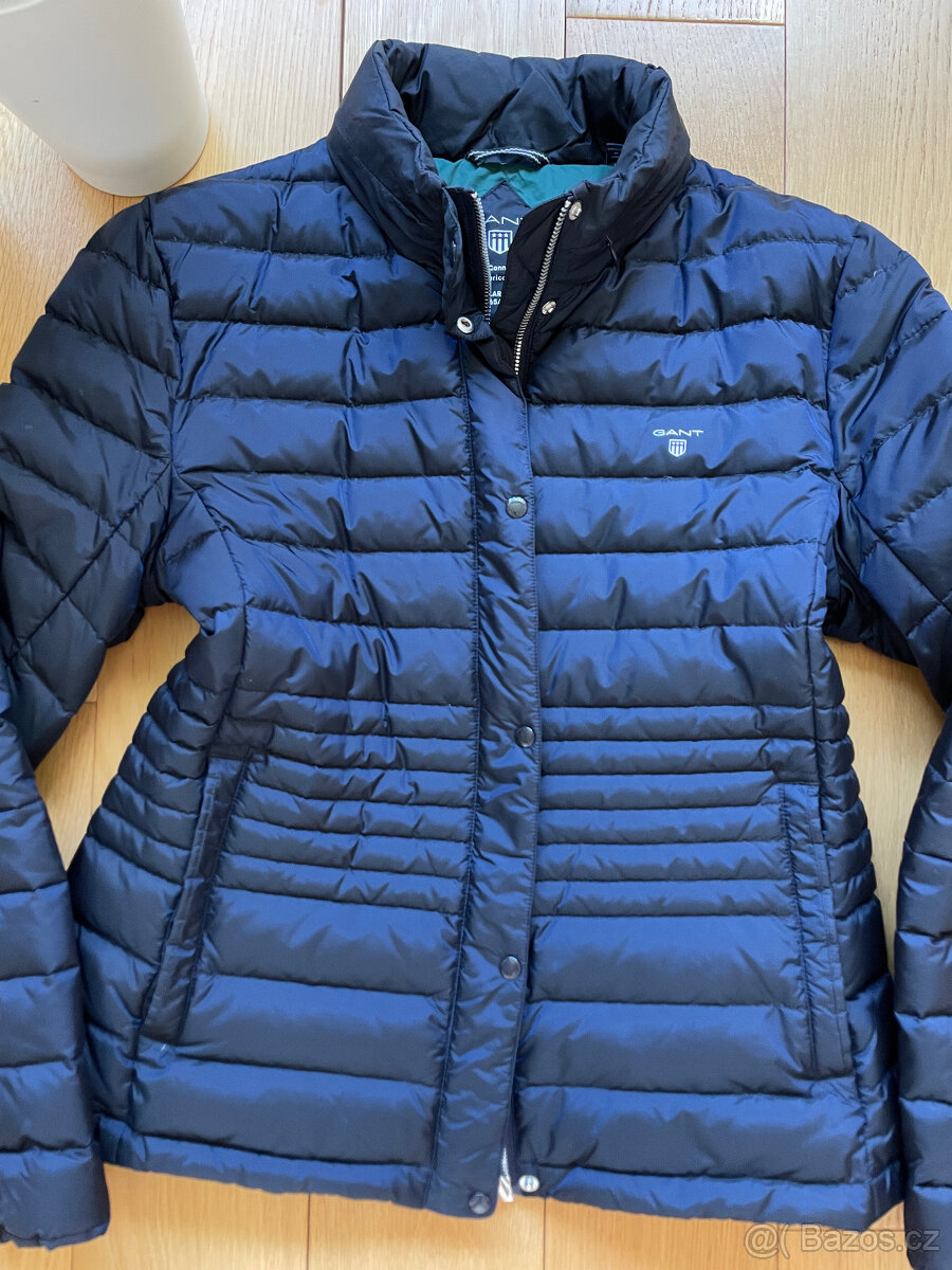 Tmavě modrá péřová lehká prošívaná bunda Gant, vel. L - 10