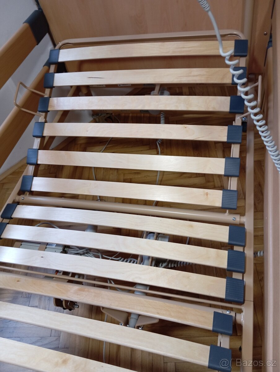 Elektrické polohovací lůžko - 10