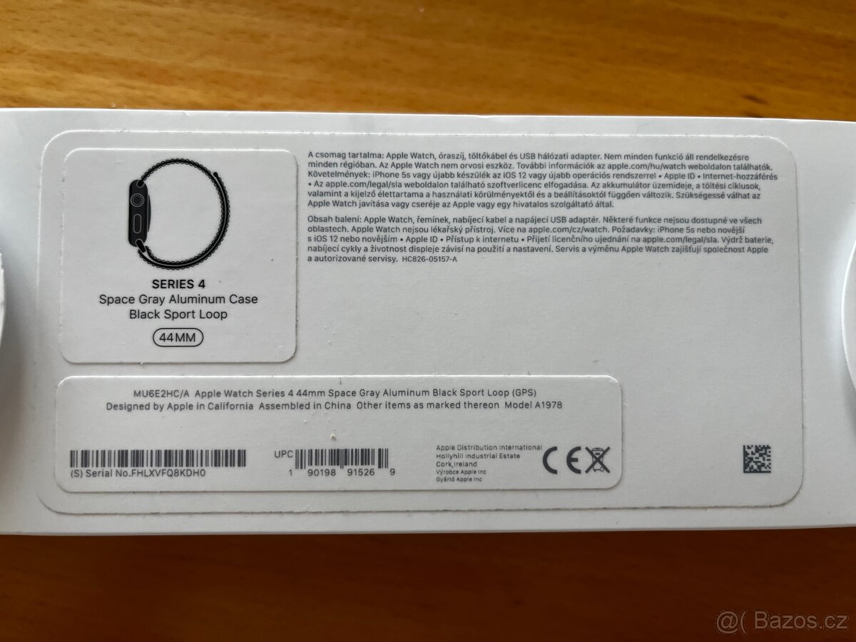 Apple Watch Series 4 44mm Space Gray Aluminium - 10