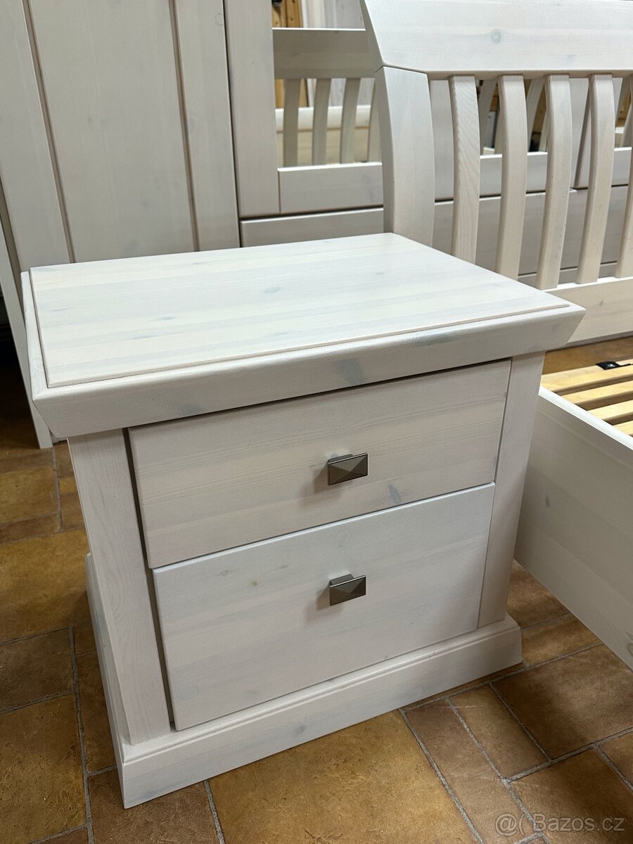 Celomasivní, kompletní ložnice MELANIE - 10