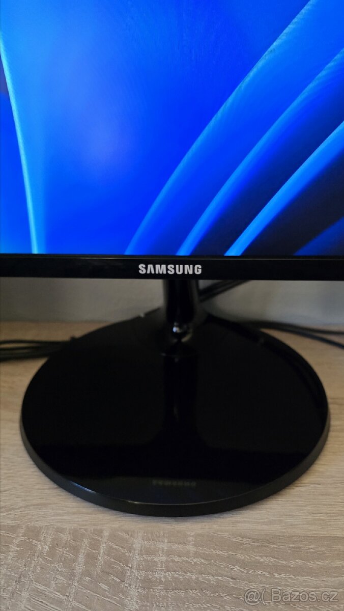Samsung S24F350FHU 24'' - 10