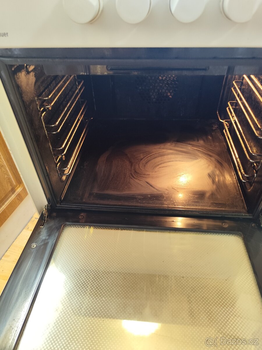 Sklokeramicky sporák - 10