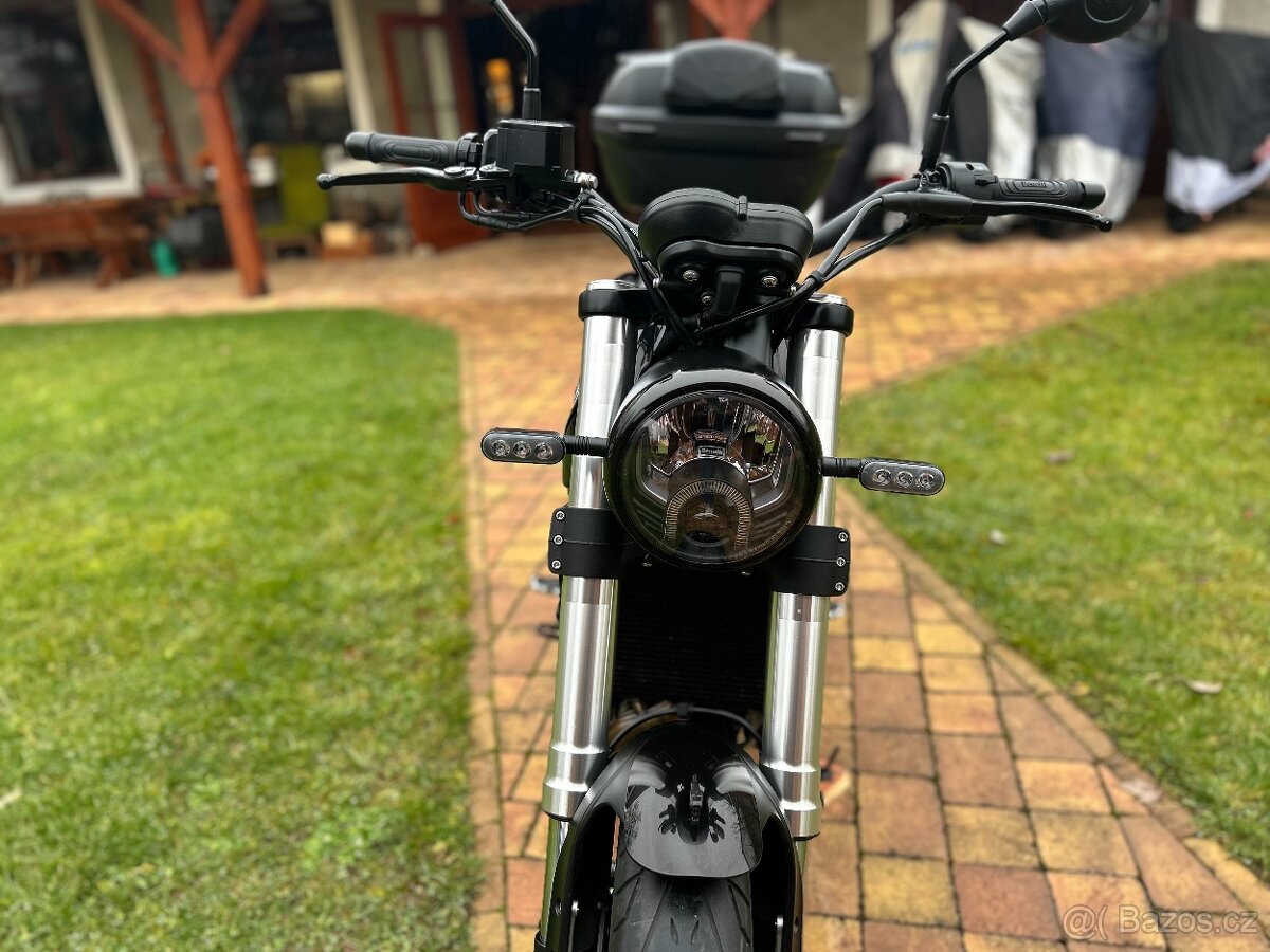 Benelli Leoncino 500 - 10