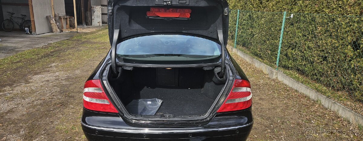 MERCEDES BENZ CLK 320 V6 - 10