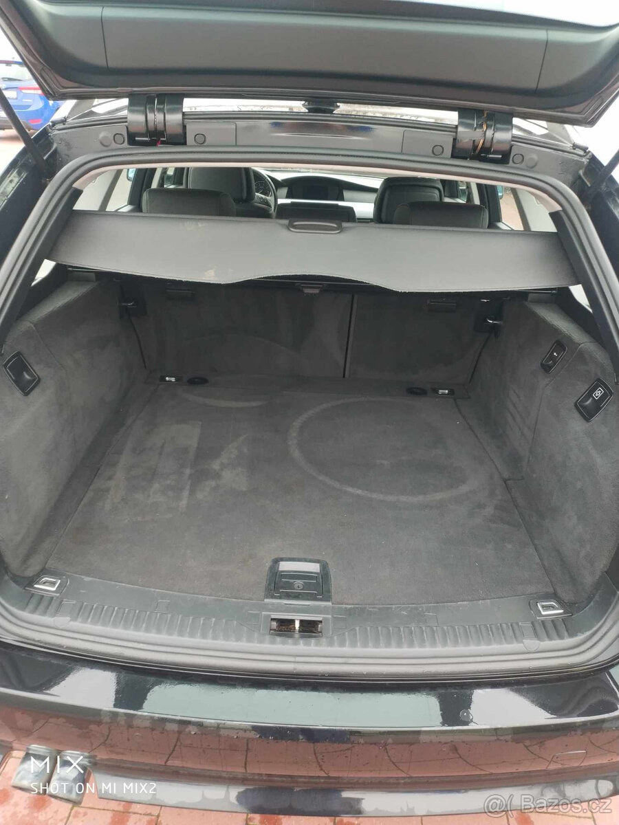 BMW E61 523i manuál, kůže, panorama - 10