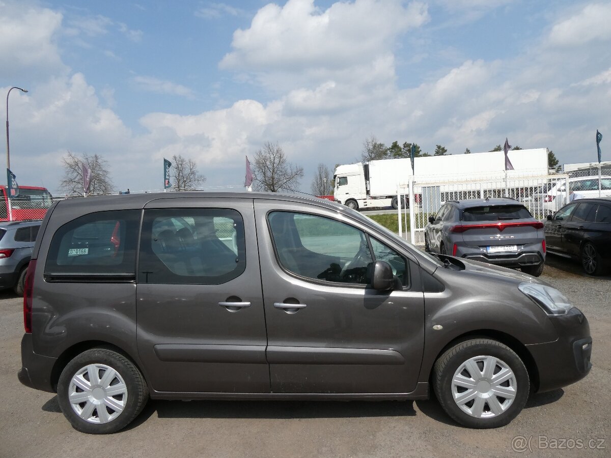 Citroën Berlingo 1.6 HDi 73kW MULTISPACE, závěs - 10