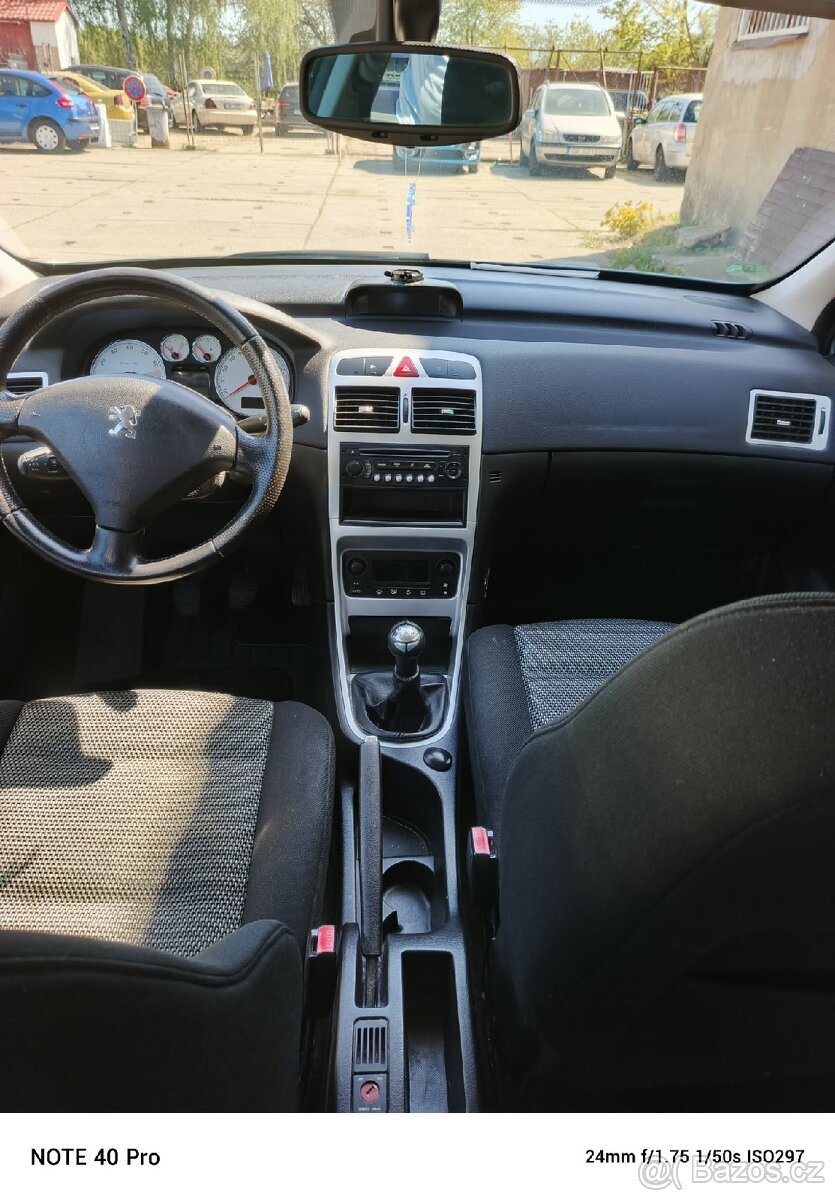 Peugeot 307 - 10