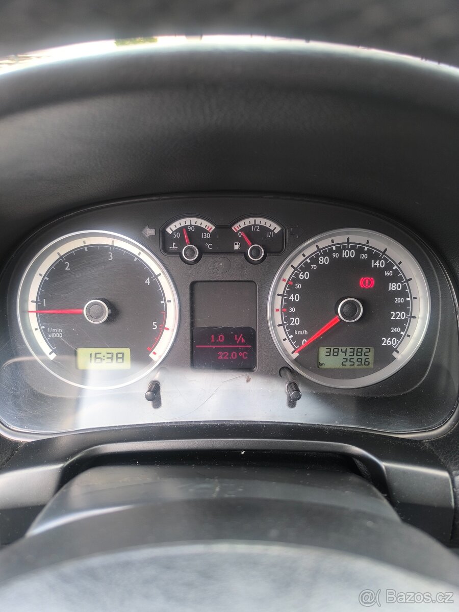 Vw Bora 1.9 tdi 85 kw - 10