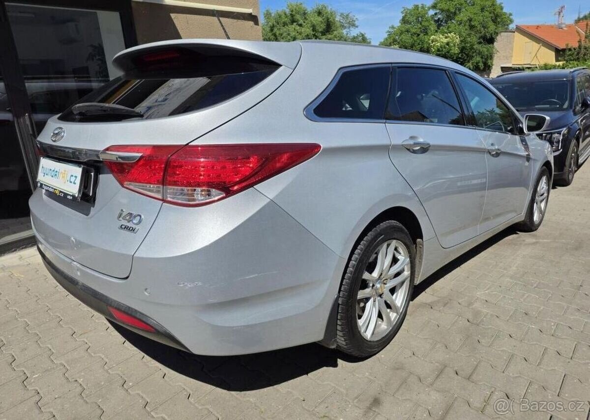 Hyundai i40 1.7-100KW-KAMERA-AUT.KLIMA - 10