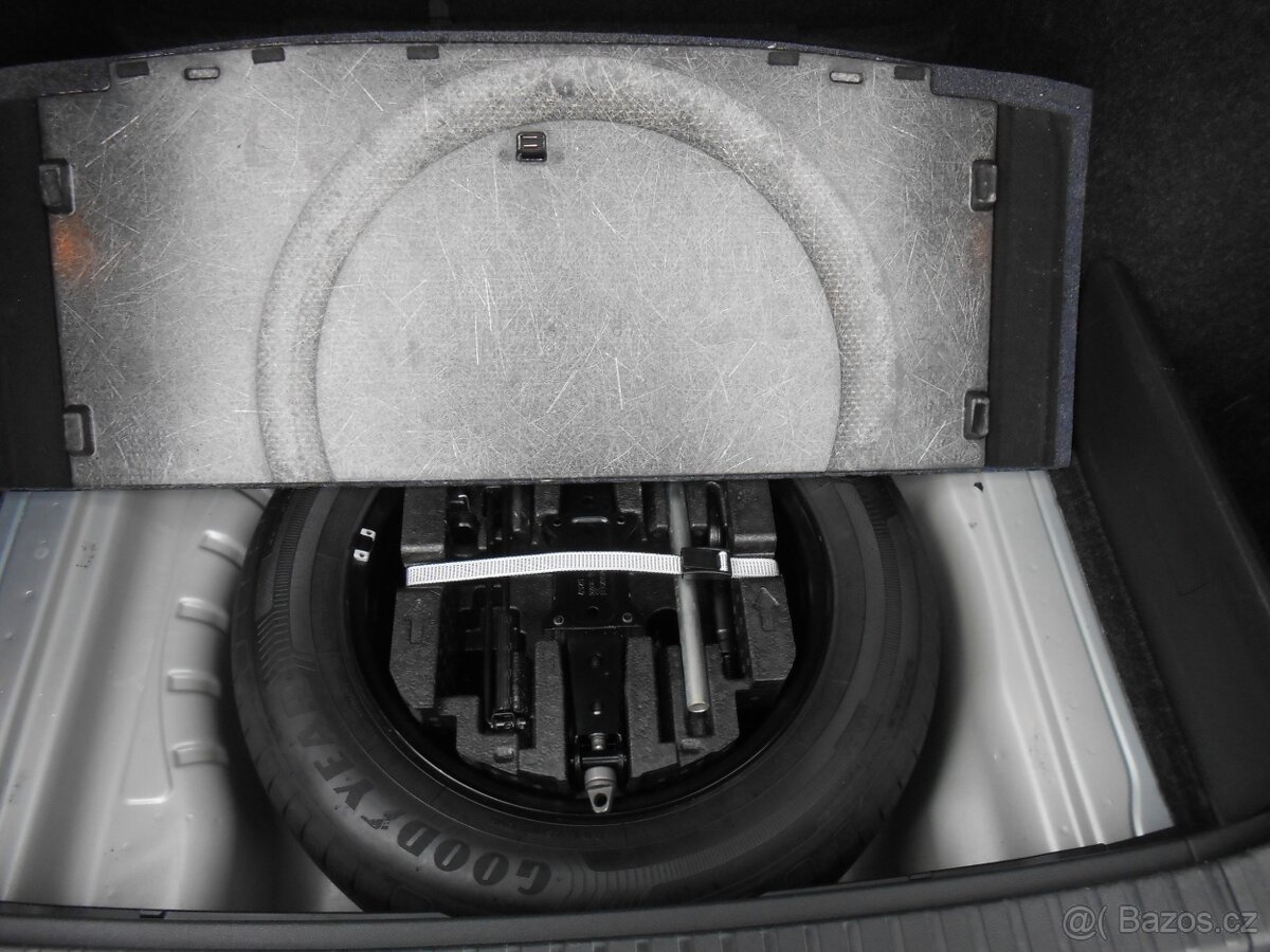 Prodám Škoda OCTAVIA IV COMBI 2.0TDi 110kW 4X4 DSG - 10