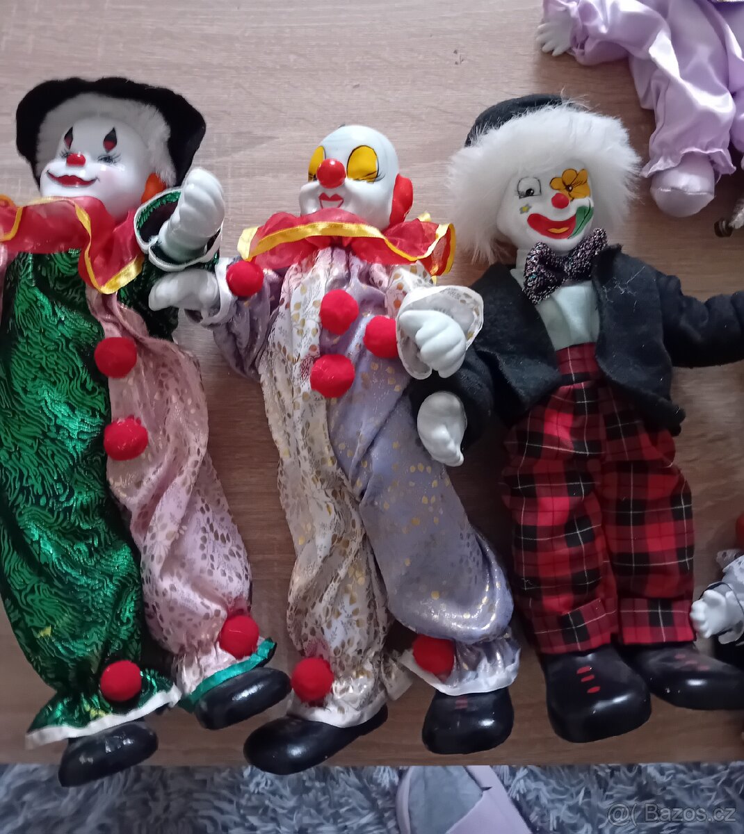 Klauni z porcelánu - 10