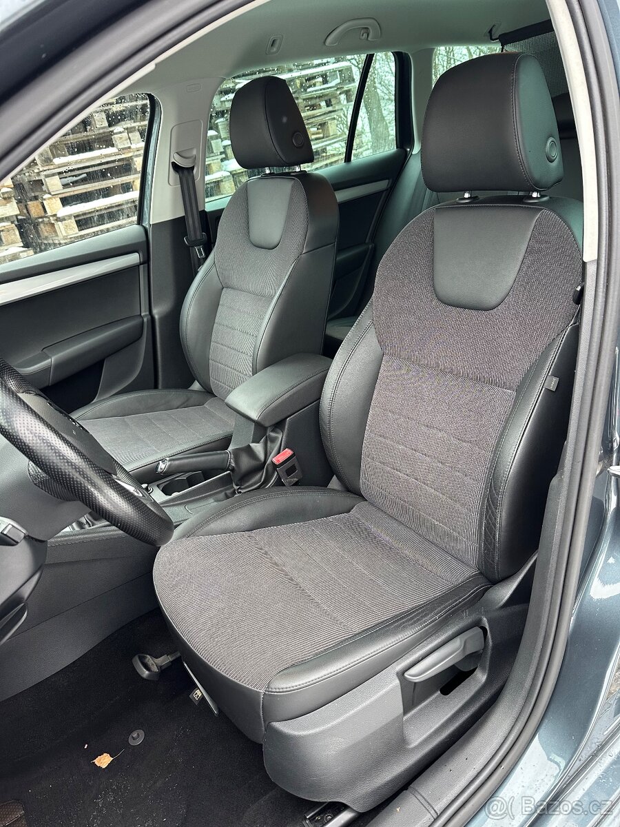 ŠKODA OCTAVIA 3 manuál benzín elegance model 2015 - 10