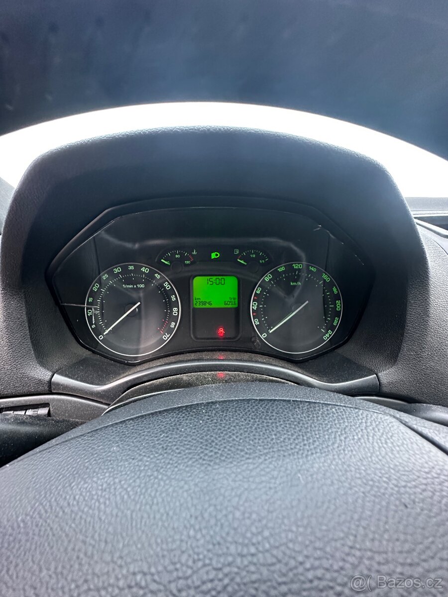 Škoda Octavia 2 - 10